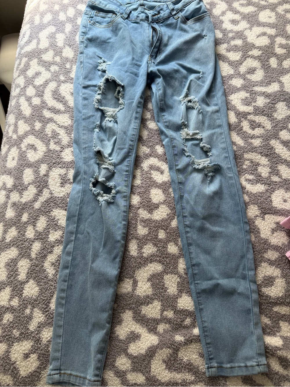 Women’s Light Blue Distressed Skinny Jeans